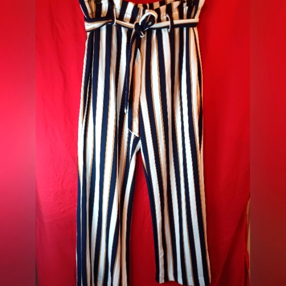 Wide leg pants
